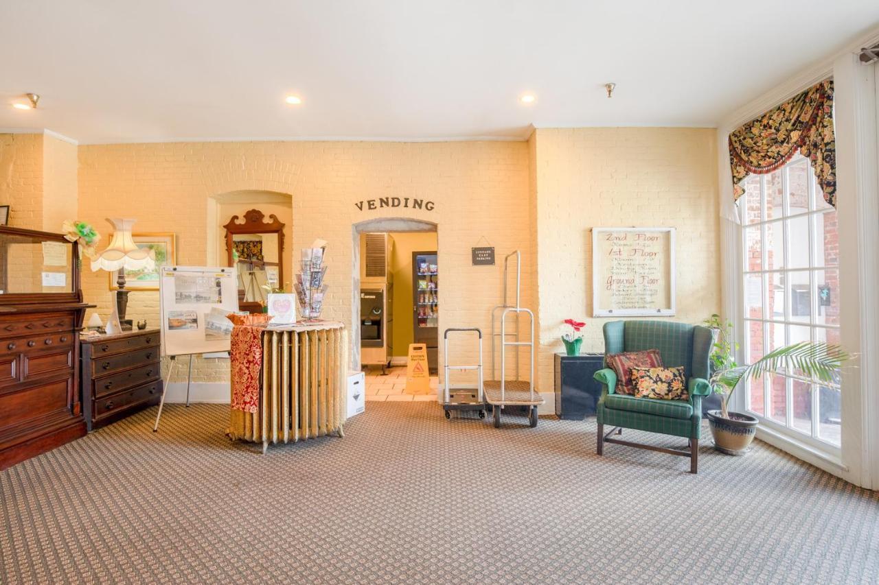 The Belmont Inn By Oyo Abbeville Esterno foto