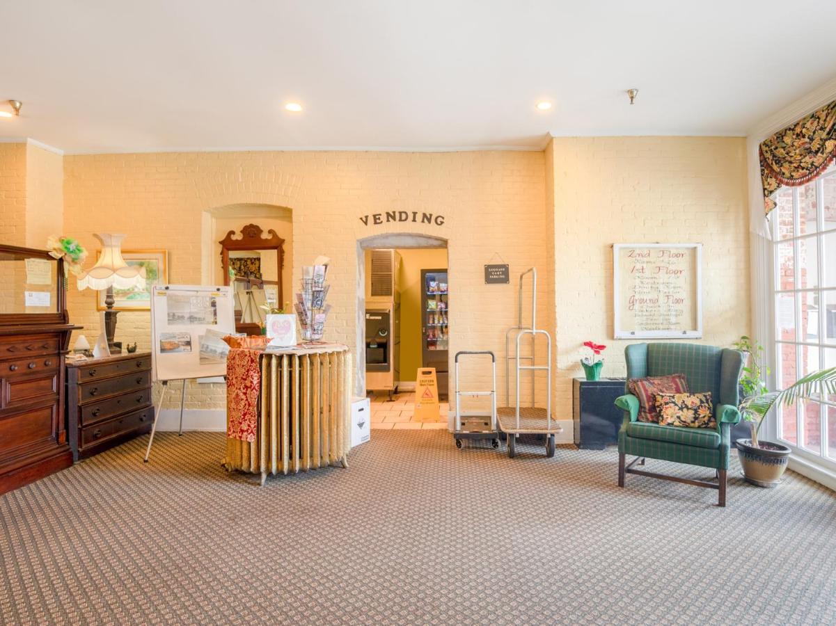 The Belmont Inn By Oyo Abbeville Esterno foto
