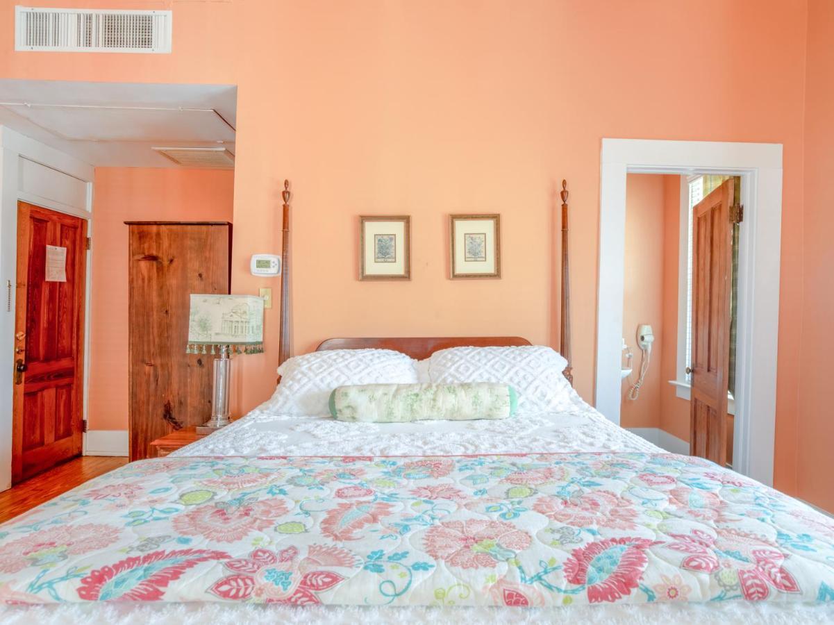 The Belmont Inn By Oyo Abbeville Esterno foto